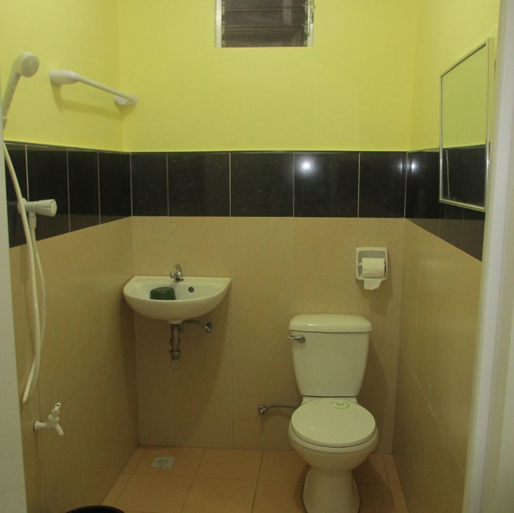 Alona Grove Tourist Inn Tawala  Екстер'єр фото