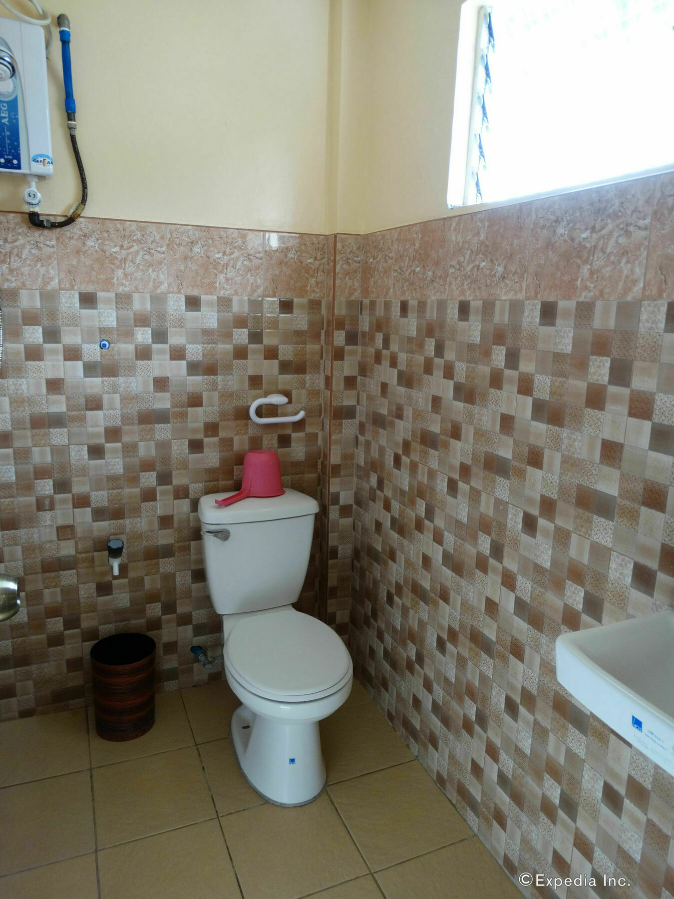 Alona Grove Tourist Inn Tawala  Екстер'єр фото